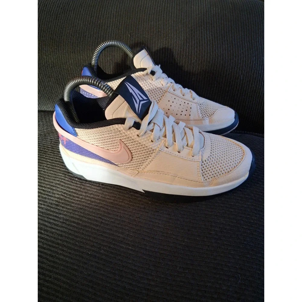 Nike Kids Sneakers Pink and Navy Accent